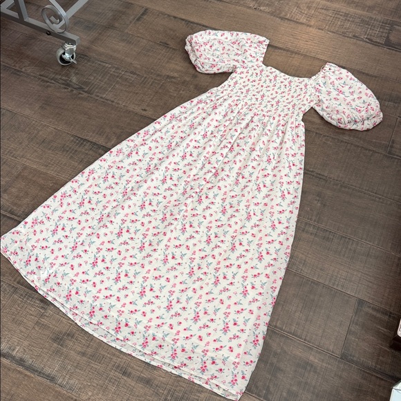 NWT SINSAY DRESS SIZE LARGE Floral Puff Sleeve  Dress - Picture 1 of 17